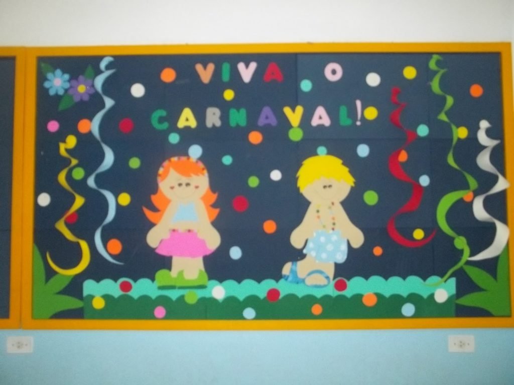 Cartaz de carnaval em EVA para escola da Educação Infantil