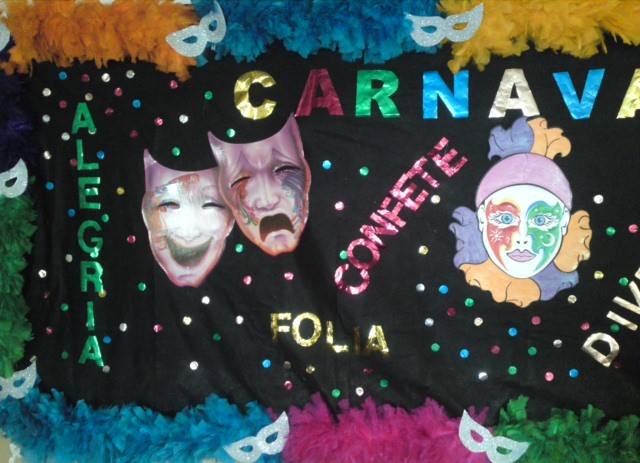 Painel de carnaval na escola para educação infantil